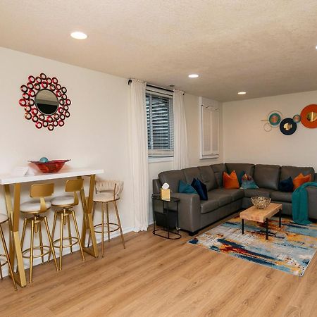 Family Friendly Home Close To Airport And Downtown Des Moines Bagian luar foto