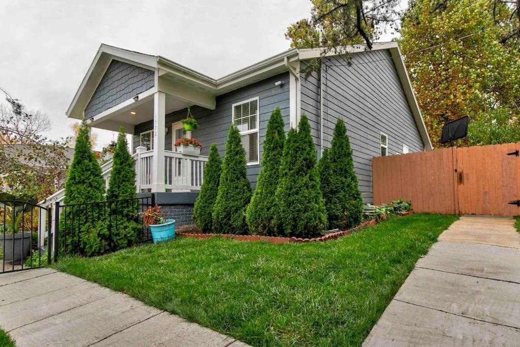 Family Friendly Home Close To Airport And Downtown Des Moines Bagian luar foto