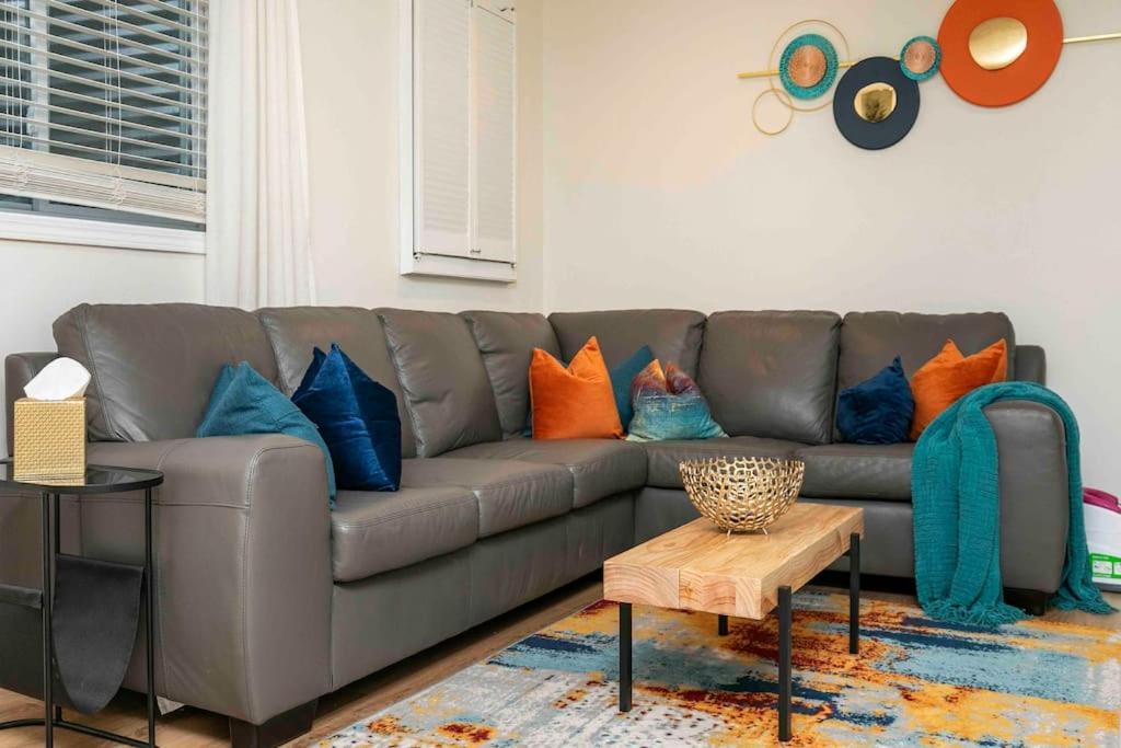 Family Friendly Home Close To Airport And Downtown Des Moines Bagian luar foto