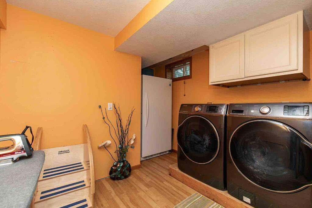 Family Friendly Home Close To Airport And Downtown Des Moines Bagian luar foto